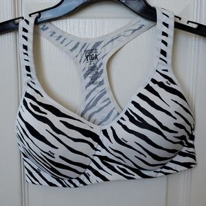 Victoria's secret pink sports bra size medium